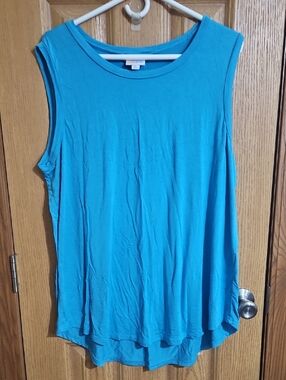 Women’s Sleeveless Turquoise Blue Tank Top